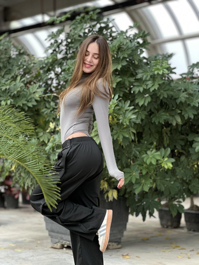 Deyeek Women's Tear Away Pants Side Split Snap Open Bottom Sweatpants Leg Breakaway Post Surgery Pants with Pockets Pure Black - Image 2