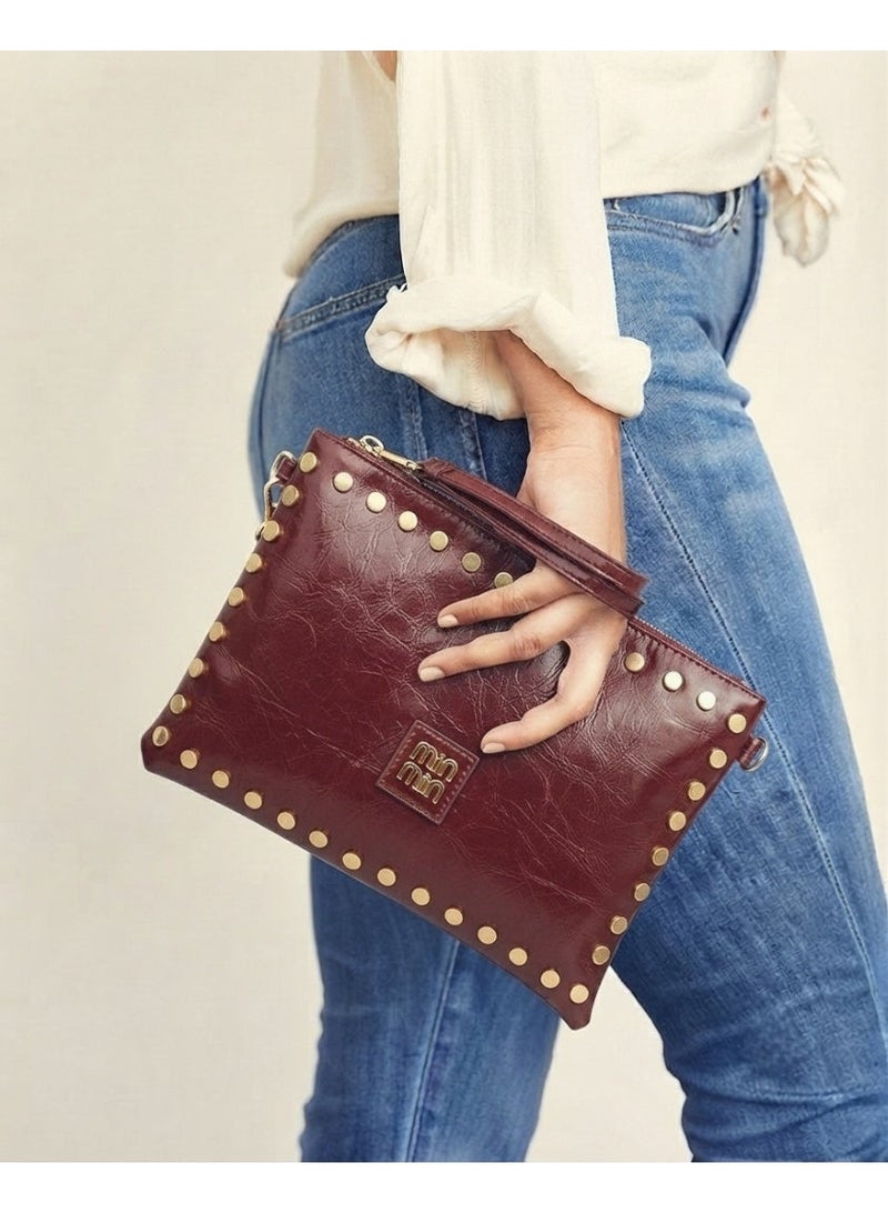 Vbranda A lightweight and practical clutch that can be worn as a wristlet or crossbody BA-62 - Image 1