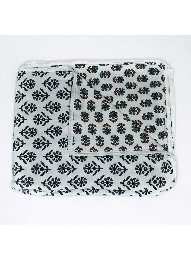 ecotattva Baby reversible Quilts khadi cotton  white floral and checkered patterns in white, grey, blue, and black - Image 5