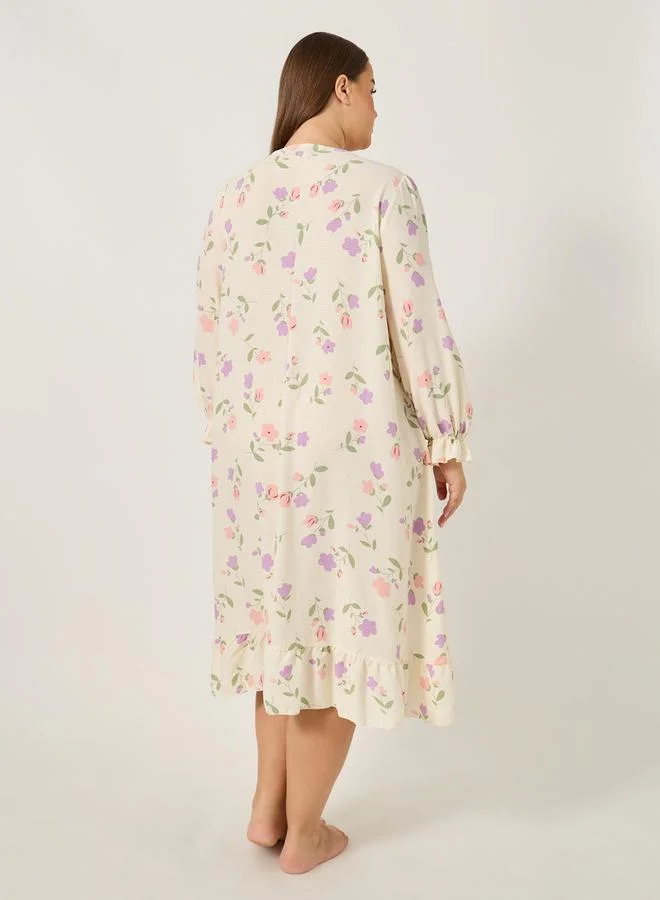 Styli Plus Size All-Over Floral Print Night Dress with Scallop Lace Trims