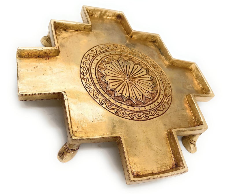 Bhunes Brass Somasutra Abhishek Patra Pooja Plate for Shiva Lingam, Tirumanjana Tray, Idol Bathing, Pradakshina, Temple Ritual Accessories,Gold, 2 Inch, 1 Piece - Image 4