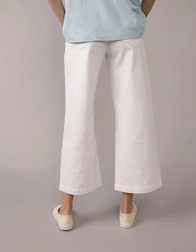 امريكان ايجل جينز فضفاض بقصّة ساق عريضة وبخصر عالي من نسيج ستريجيد من تشكيلة دريمي دريبي