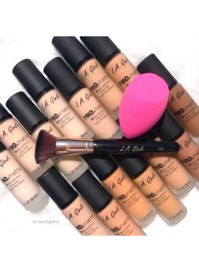 لا جيرل GLM675 Pro.Matte Foundation Medium Beige - Image 4