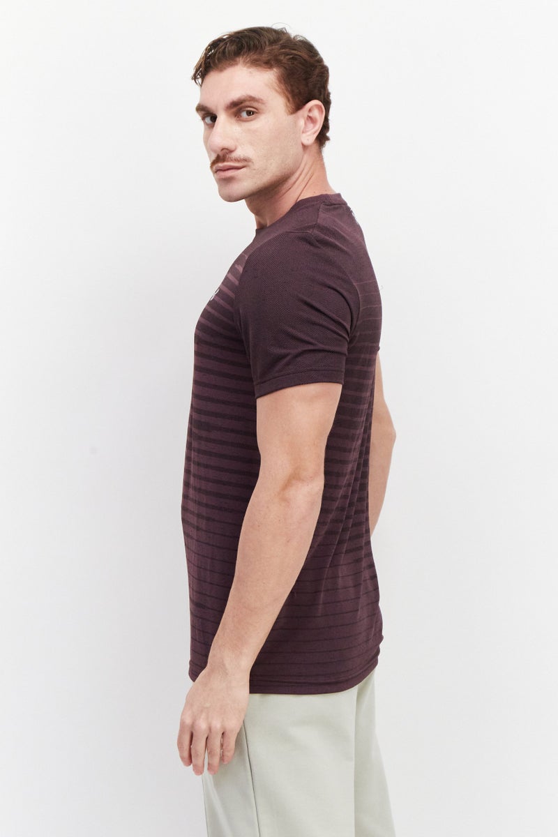 UNDER ARMOUR Men Sportswear Fit Seamless Training T-Shirt, Dark Purple - Image 4