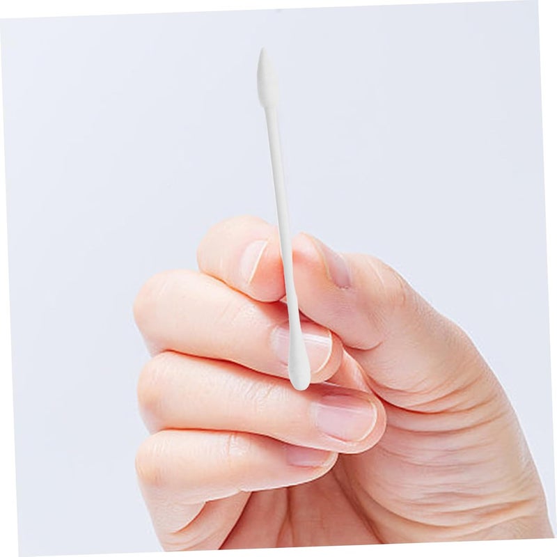 30 قطعة من أعواد القطن المزدوجة النهاية معبأة بشكل فردي لتنظيف الأذن وإزالة المكياج بحجم السفر - Image 4