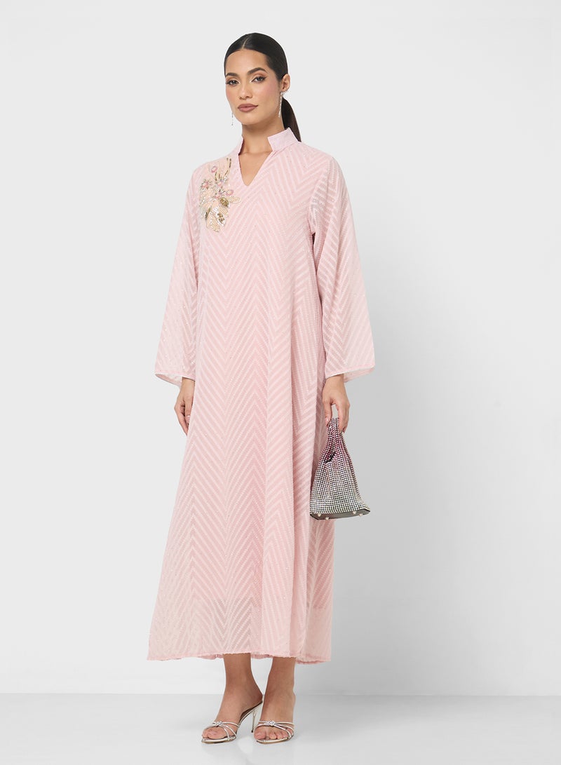 خزانة فستان مطرز - Image 1