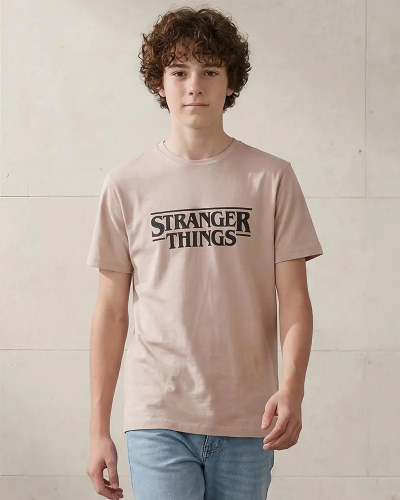 ردتاغ تيشيرت Stranger Things باللون البيج للأولاد الكبار