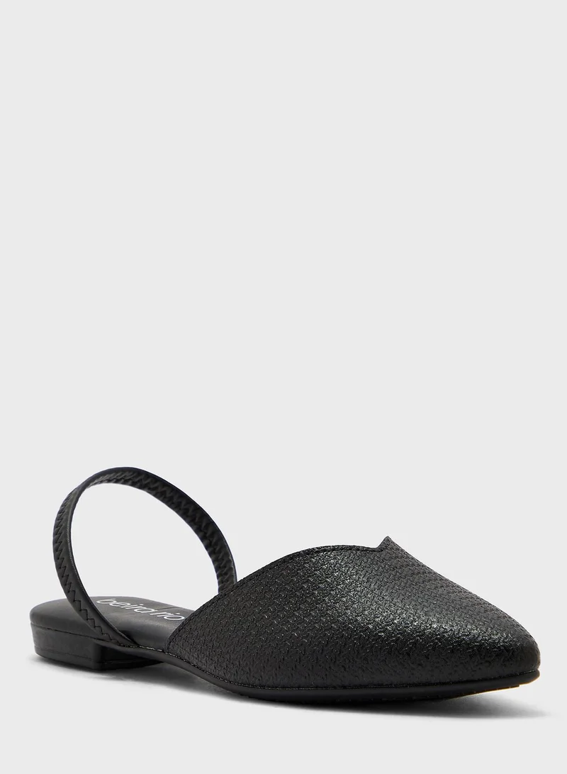 Beira Rio Aniyah Pointed Toe Mid Heel Pumps