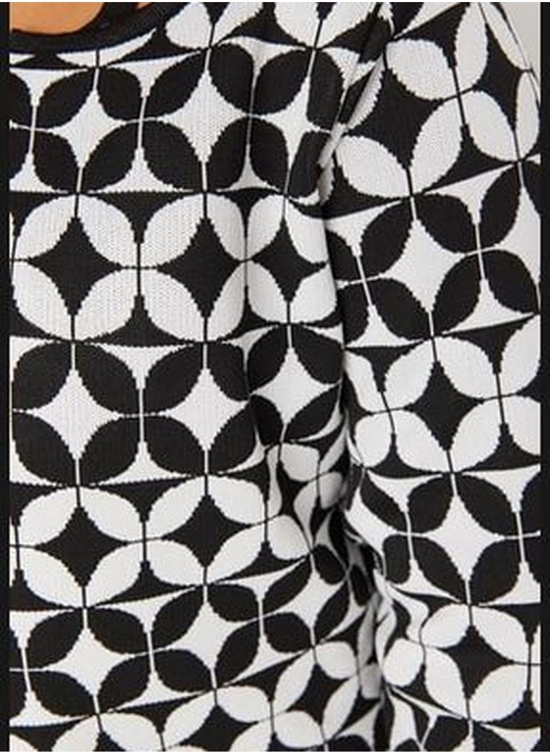 trendyol Black Geometric Pattern Tie Detailed Knitwear Blouse & Cardigan Suit TBBAW23AV00093  - Image 3