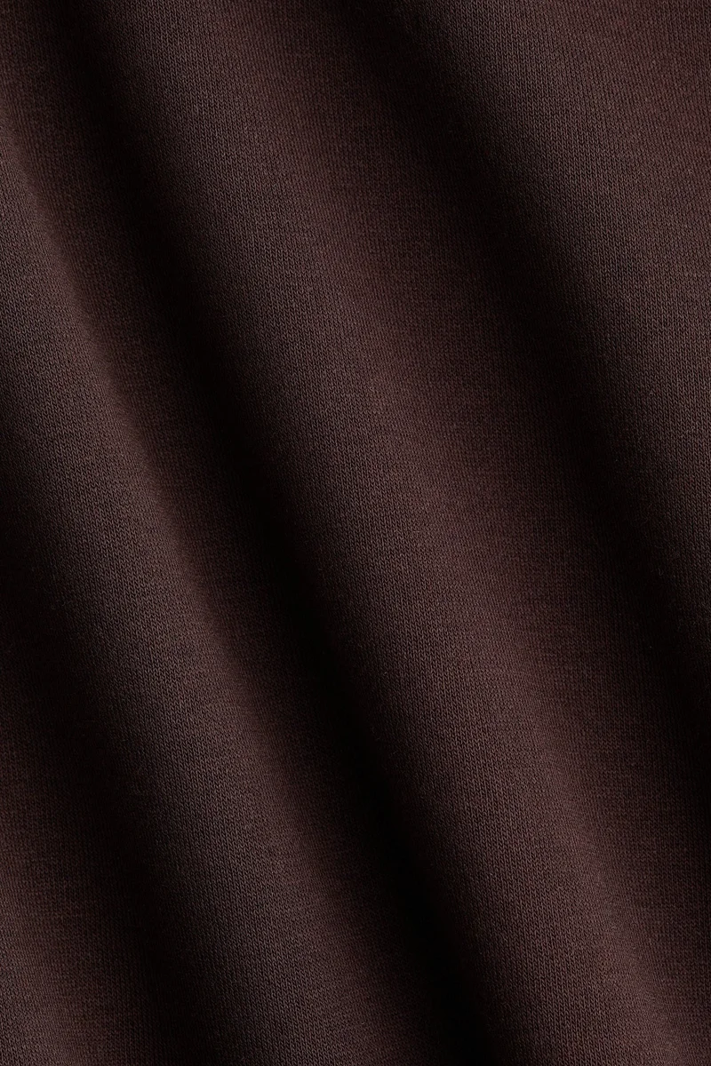 اتش اند ام سويت شيرت بأكمام قصيرة