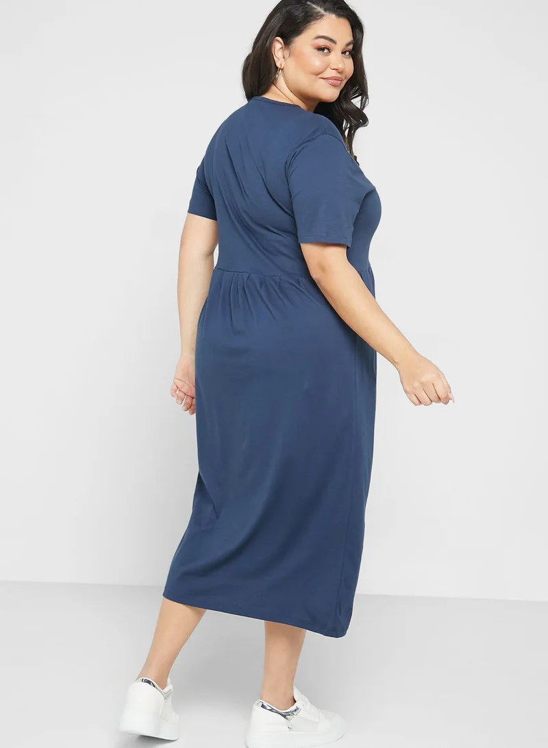 Ginger Plus Pleated T-Shirt Midi Dress