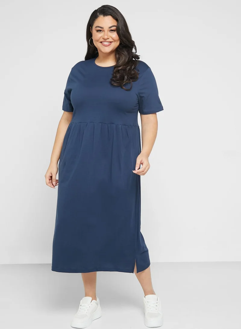 Ginger Plus Pleated T-Shirt Midi Dress