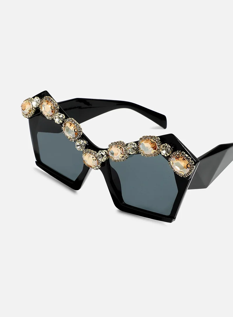 SOHI Radiant Reflections: Embellished Artificial Sunglass Jewellery