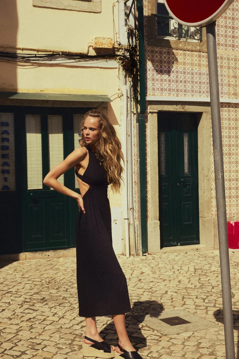 اتش اند ام فستان بجزء مفتوح