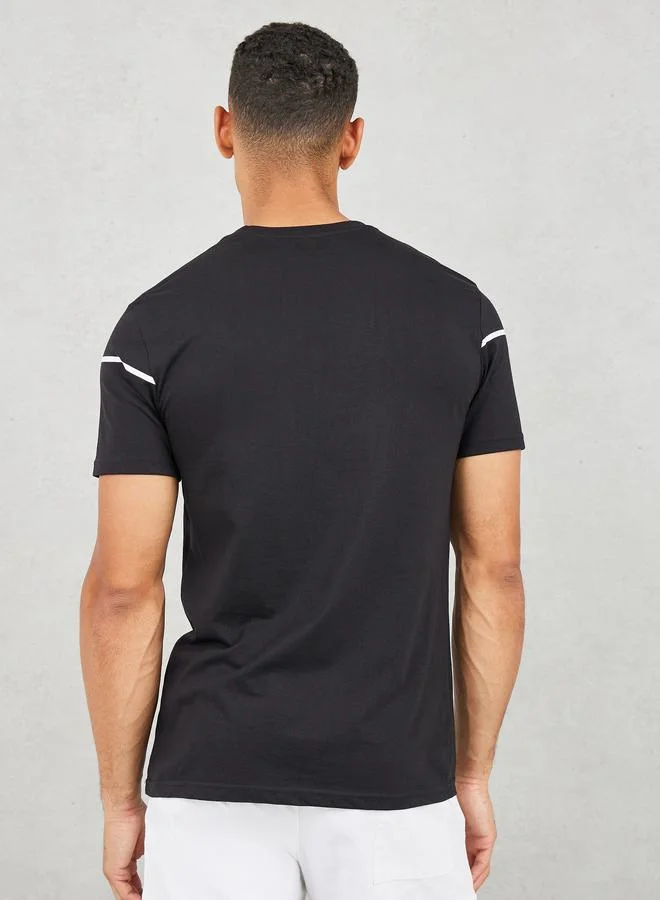 Styli Contrast Placement Print Regular Fit T-shirt