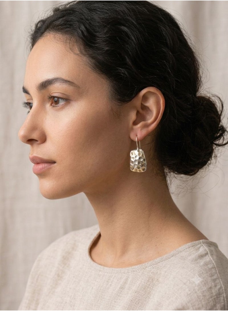 The Intermix Gems Hammered Rectangular Drop Earrings in 925 Sterling Silver - Image 3