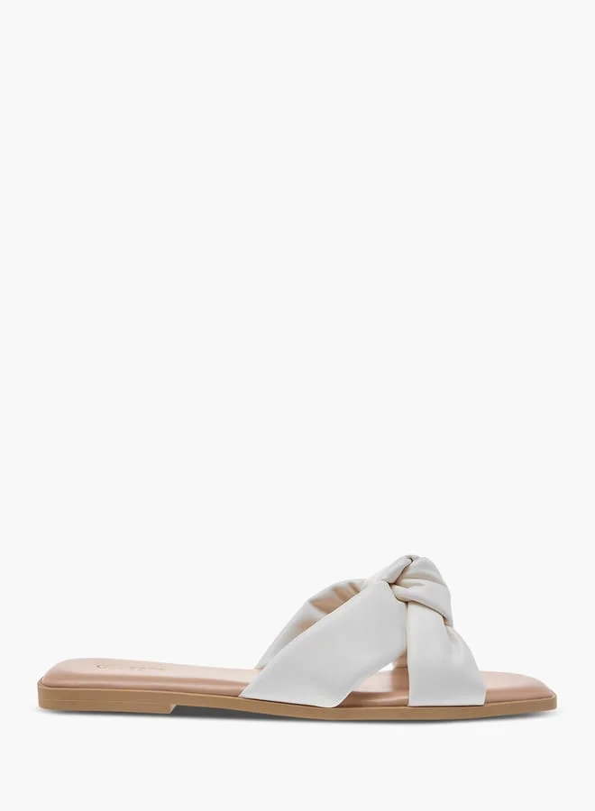 سيليست صنادل نسائية مسطحة سهلة الارتداء بتفاصيل عقدة