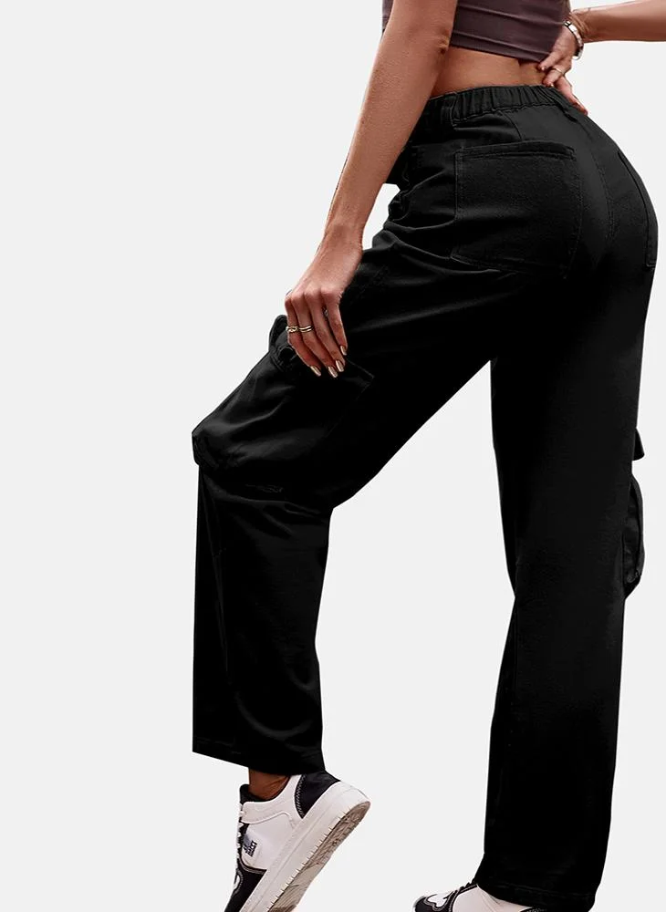 YUNIQEE Black Regular Fit Mid Rise Plain Cargo Pant