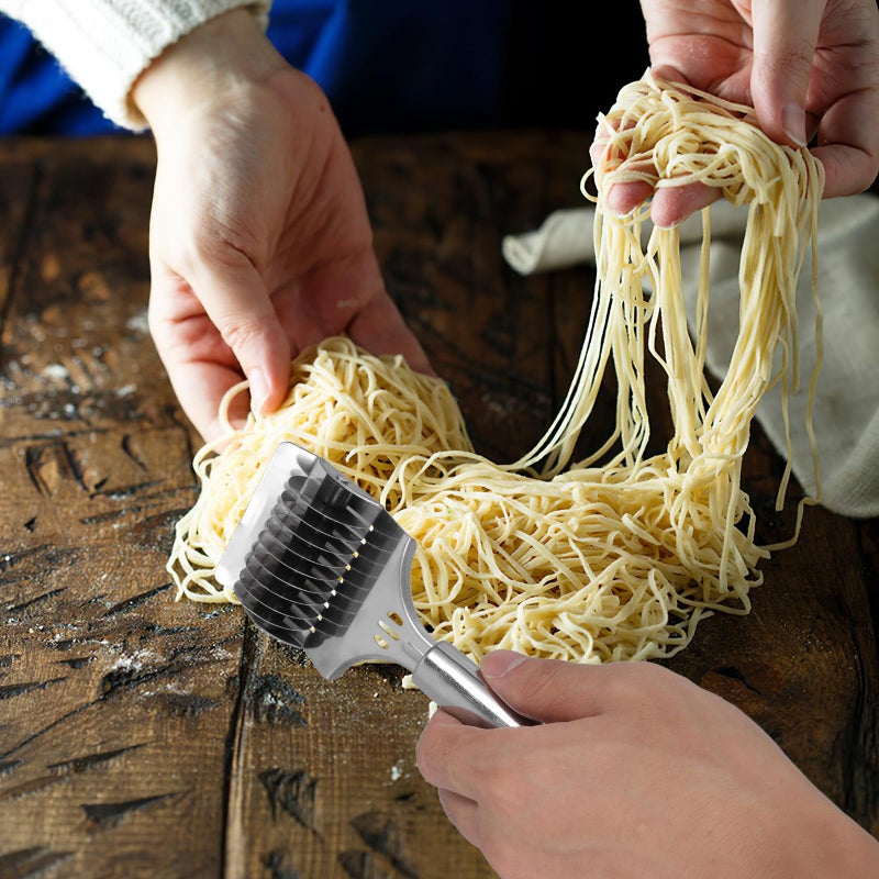 Stainless Steel Manual Pasta Maker Noodle Cutter Dough Scraper Kitchen Gadget Random Handle Color - Image 5