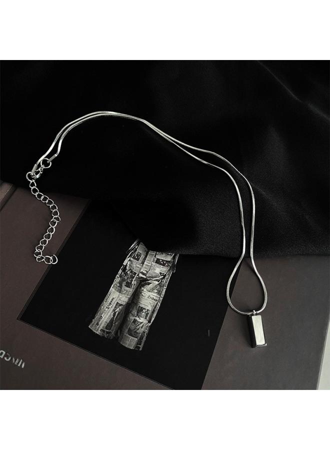 Silver Small Brick Simple Men's Necklace Women's Hip-hop Niche Design Lockbone Chain Light Luxury Woolen Chain Accessories 