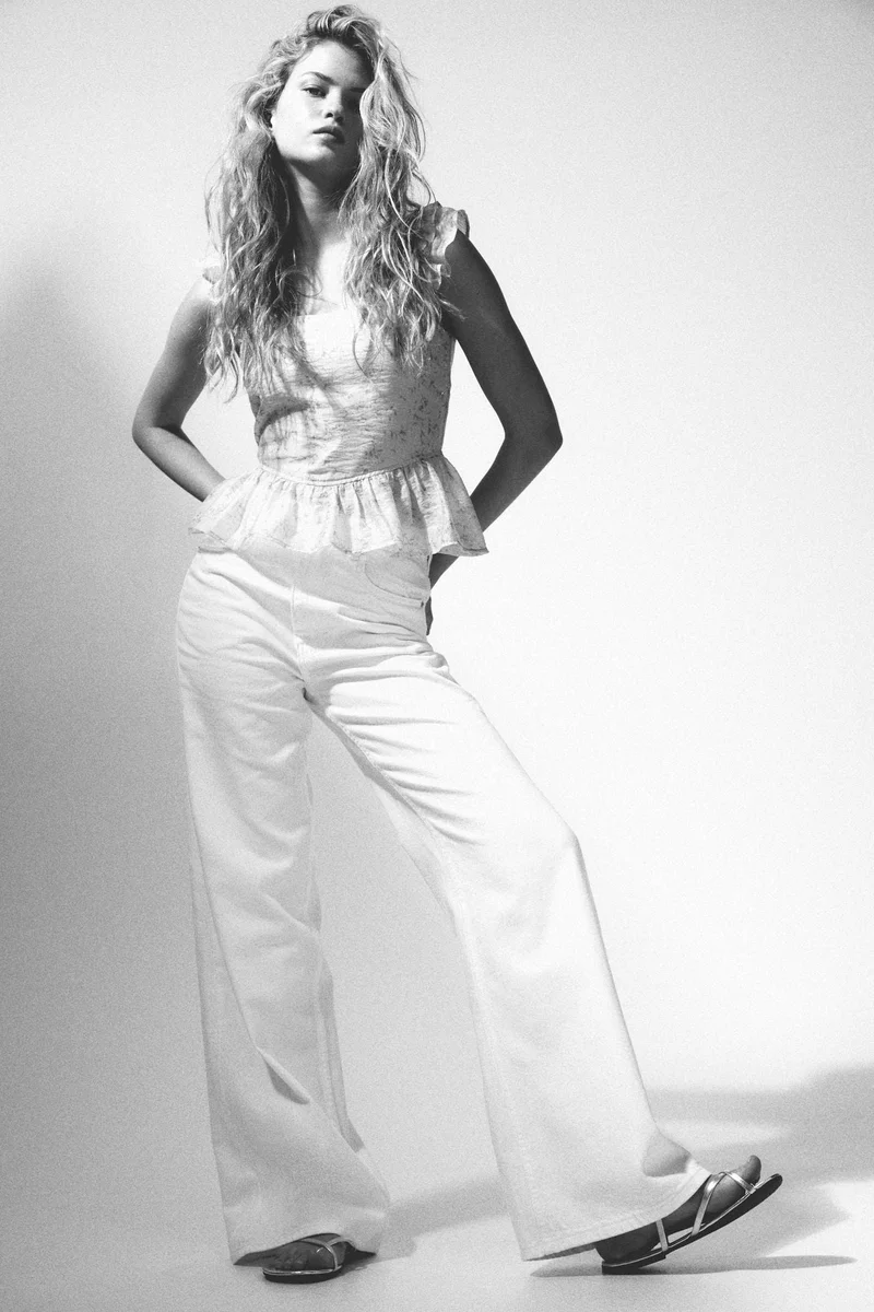 H&M Wide Ultra High Jeans