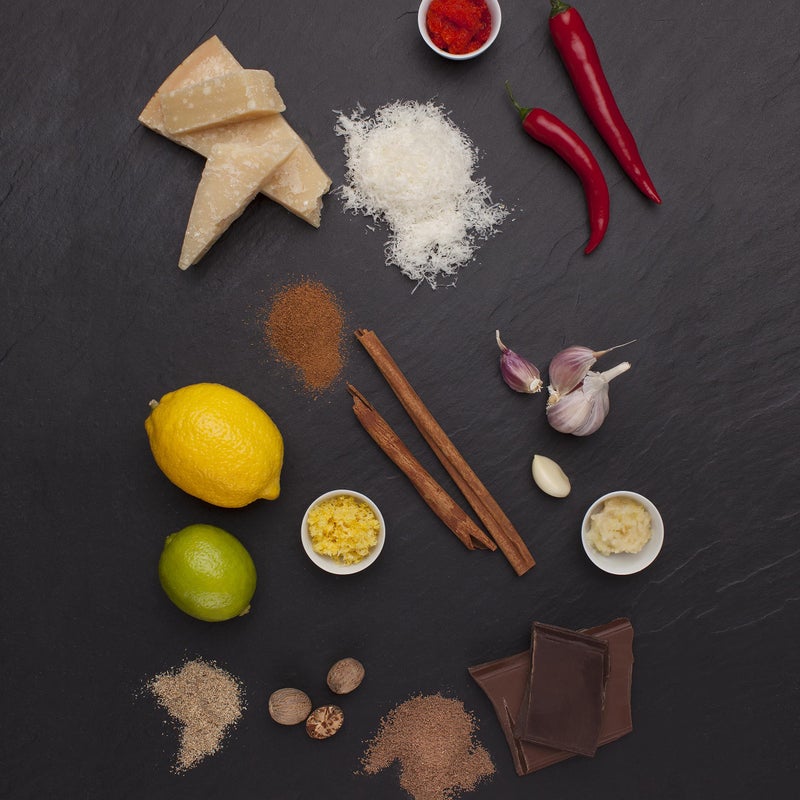 Microplane مبشرة جبن صلبة من سلسلة مايكروبلان (ناعمة، حمراء) - Image 4