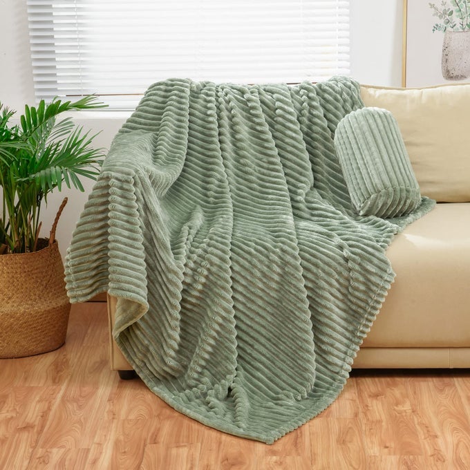 SAGE GREEN FLANNEL THROW 50X70 INCHES WITH STORAGE POUCH300GSM SUPER SOFT FLEECE STRIPE PATTERN SOFA BLANKET FOR ADULTS AND KIDS LIGHTWEIGHT COZY BED THROW FOR HOME DECOR ALL SEASON