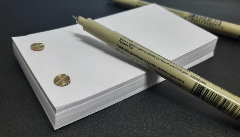 Imprint Flip Book Kit with LED Dimmable Light Tracing Pad | 4 Flip Books | 1 Extra Slim Light Board - Image 3