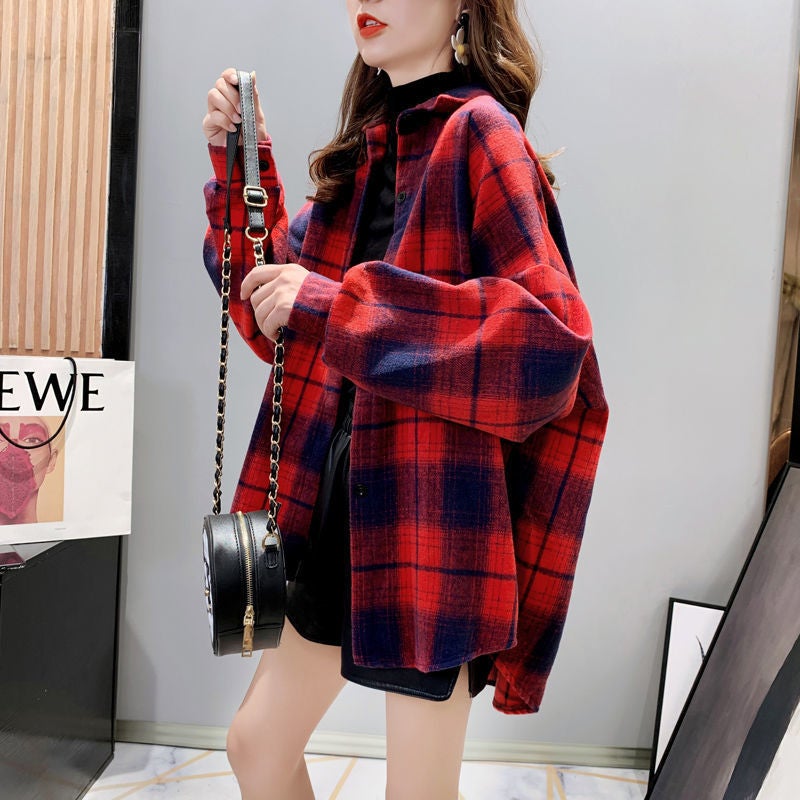 Plaid Shirt Womens Long Coat Trendy ins2024 Spring New Loose Sanding Retro Hong Kong Style Long Sleeve Coat Red grid mid-length