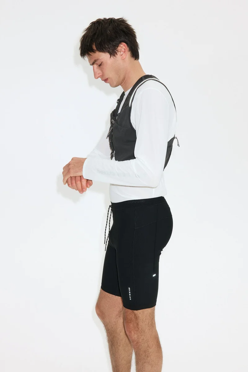 H&M  Lightweight running vest for Men | Best Price UAE