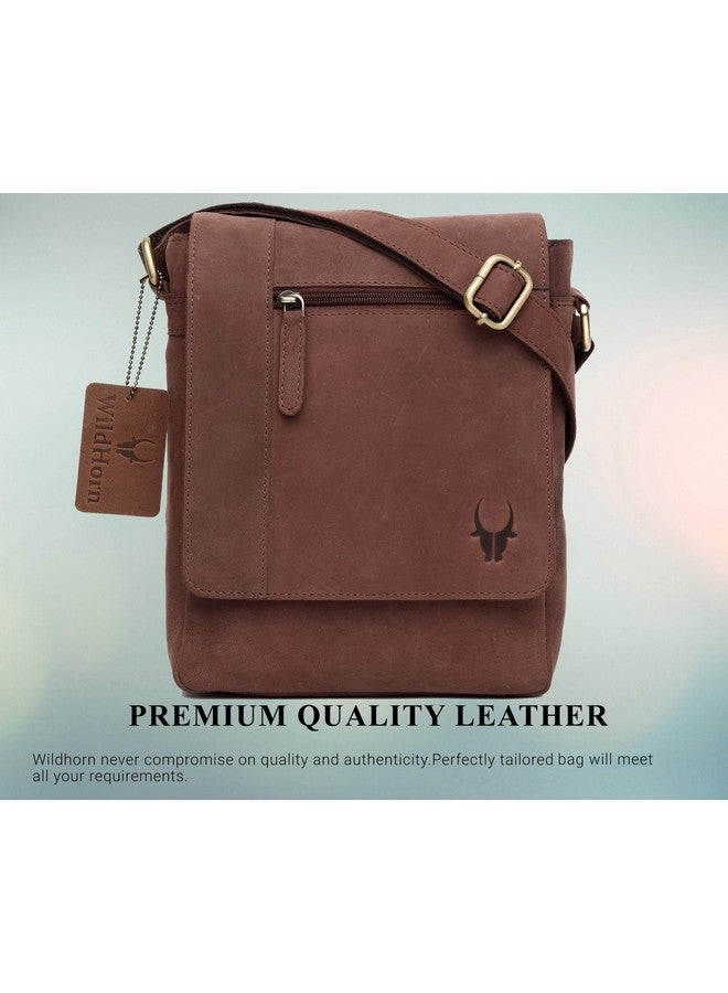 Wildhorn حقيبة رسائل جلدية حقيقية من وايلدهورن (HUNTER) الأبعاد: L-8.5 بوصة W-3 بوصة H-10.5 بوصة (بني) - Image 3