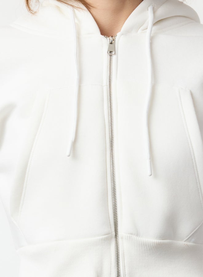 trendyol Thick and Fleece Hooded Ecru Knitted Sweatshirt - Regular Fit - Image 3