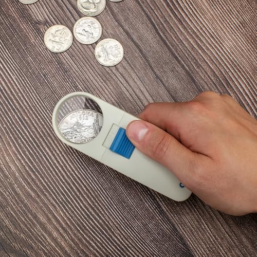 Carson Ultra OPTIX SV-2LP-LED Pocket Lighted Magnifier, SV-70 - Image 3