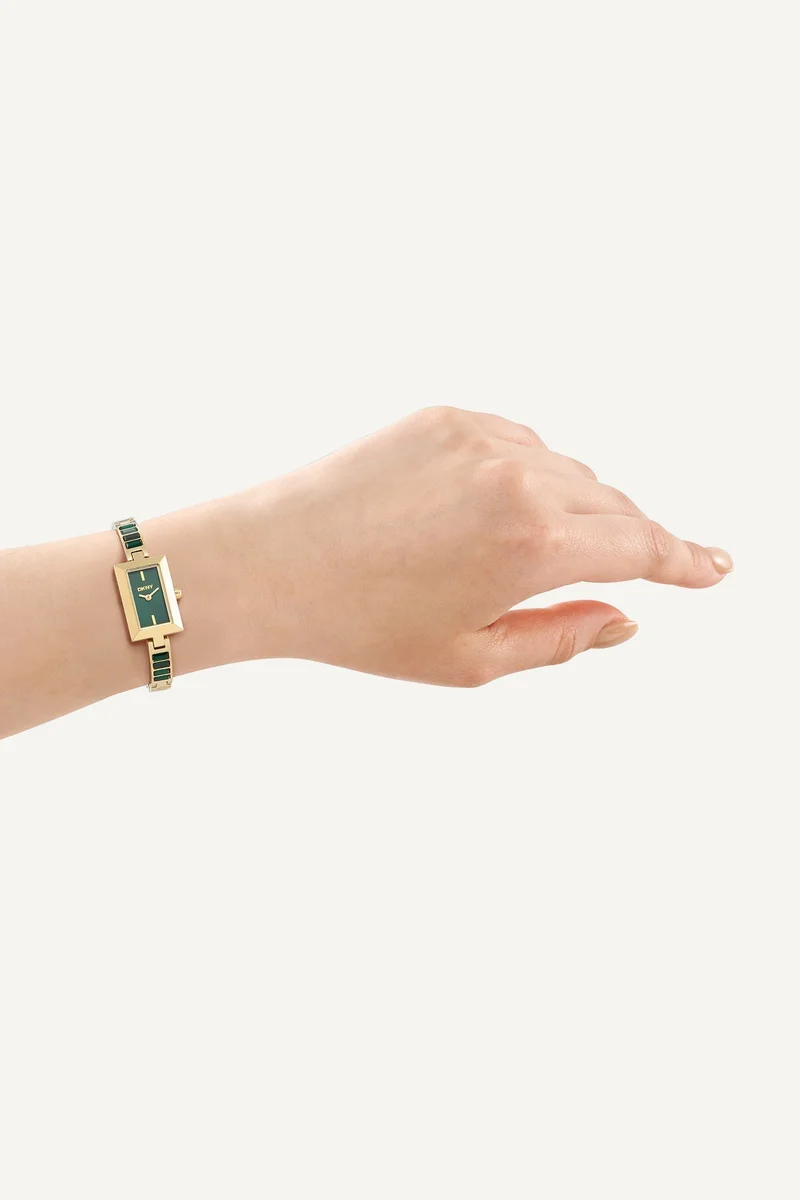 د ك ن ي Women Signature Shape 17MM Watch