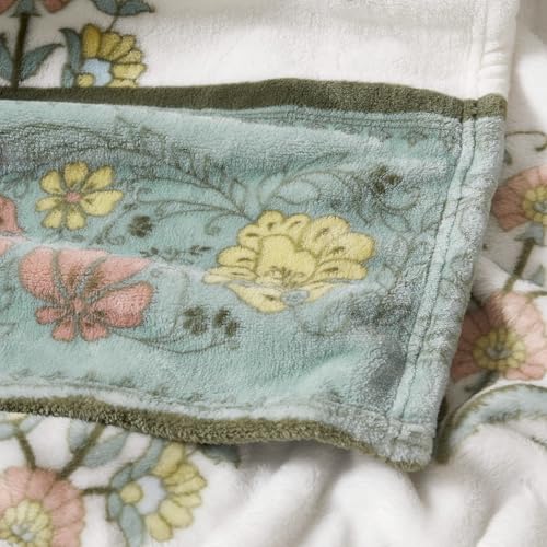 Jessica Simpson Plush 50"X70" Throw Blanket - Serenity Floral - Luxurious Plush Blanket for Ultimate Comfort and Cozy Warmth - Image 3