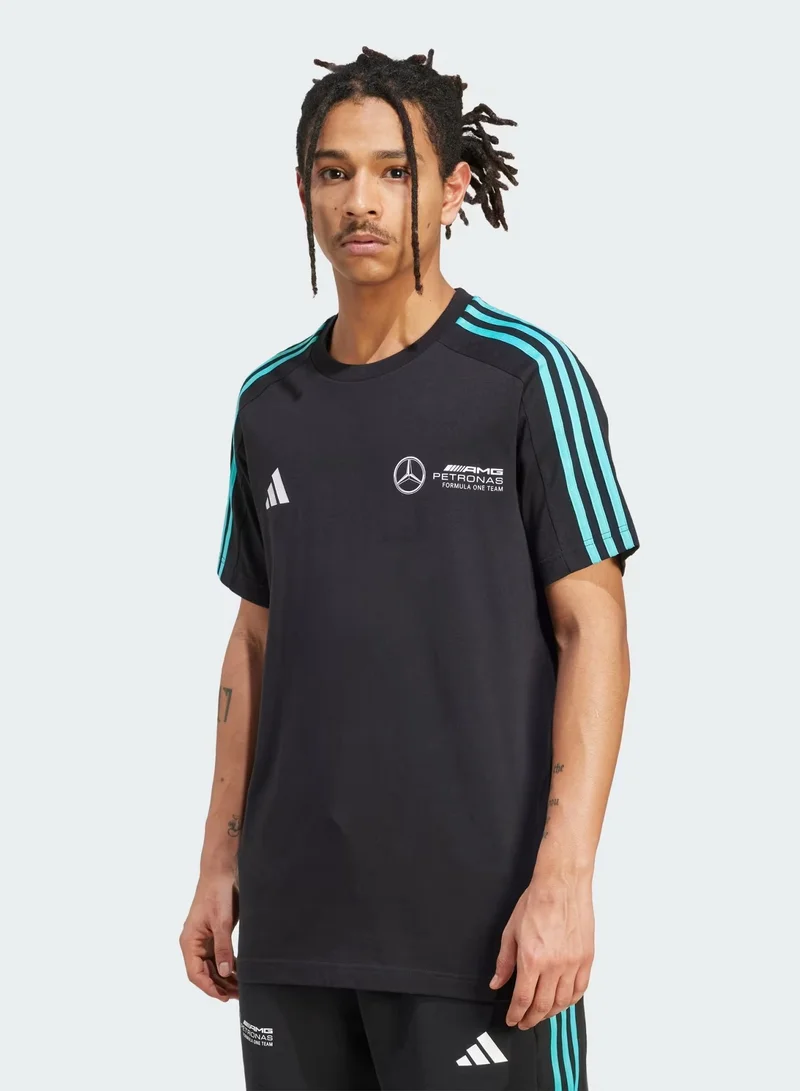 اديداس تيشيرت مرسيدس دي إن إيه