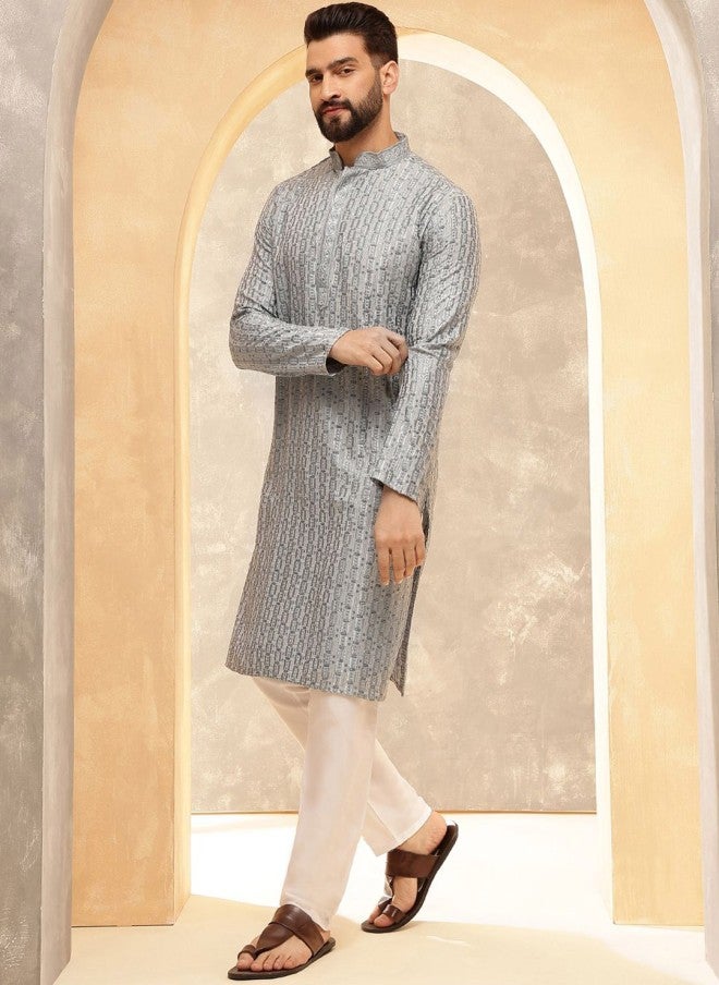 Sojanya Ethnic Motifs Embroidered Kurta Set for Men - Image 4
