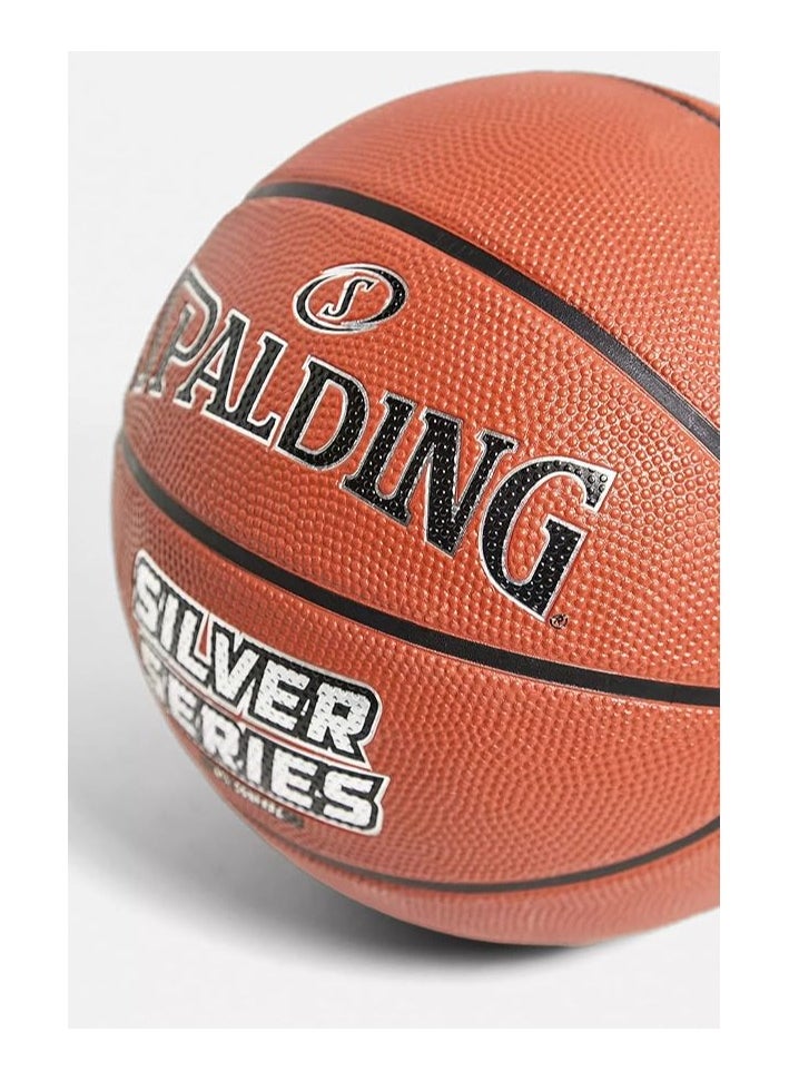 SPALDING الدوري الاميركي للمحترفين لكرة السلة الفضية في الهواء الطلق  - Image 3
