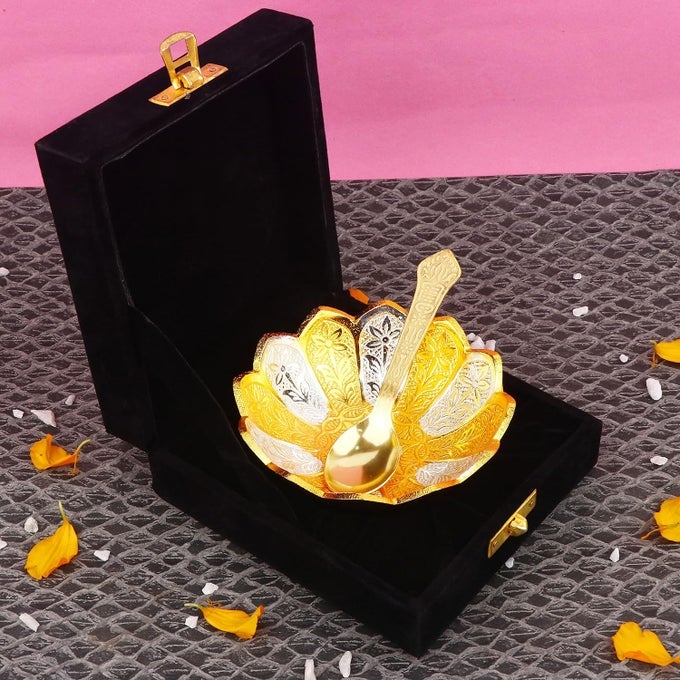 SATVIK 1 PC 4 INCH DESIGNER GOLD SILVER PLATED LOTUS FLOWER DESSERT DRY FRUITS EMBOSSED SERVING BOWL WITH SPOON SET DIWALI PUJAN DECORTIVE BHOG BOWL CHRISTMAS HOUSEWARMING WEDDING RETURN GIFT ITEMS