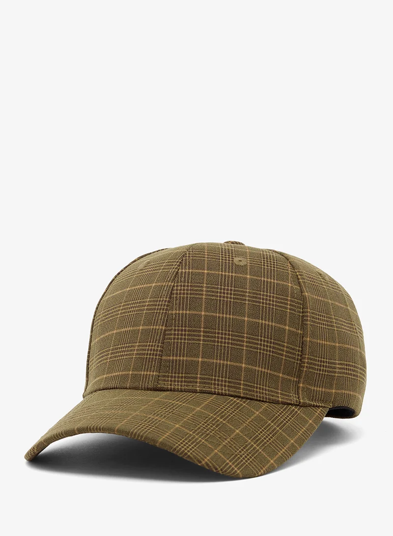 Check Cuved Cap