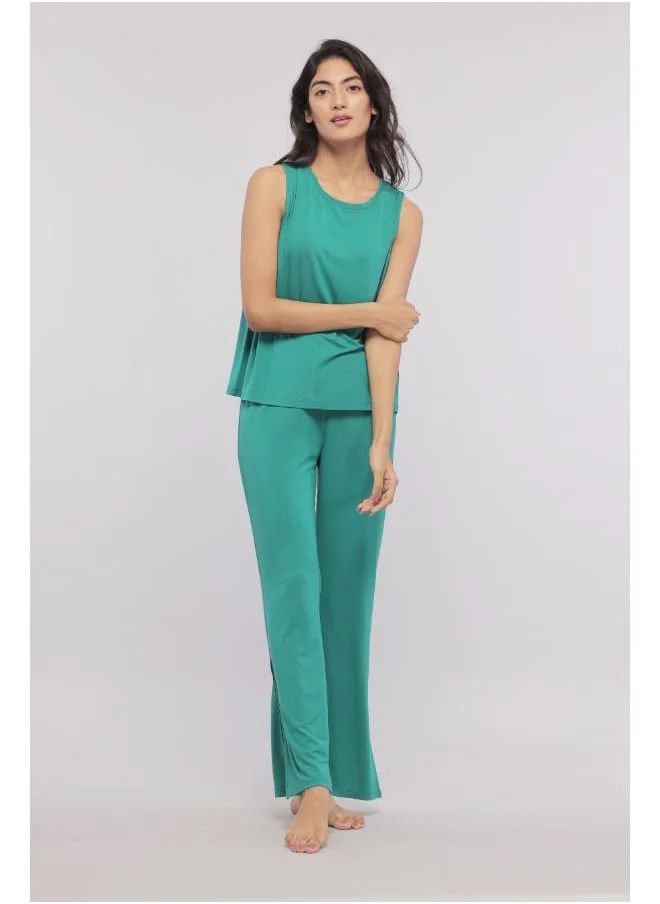 نسيسيرا Green Flared Lounge Set with Side Slits