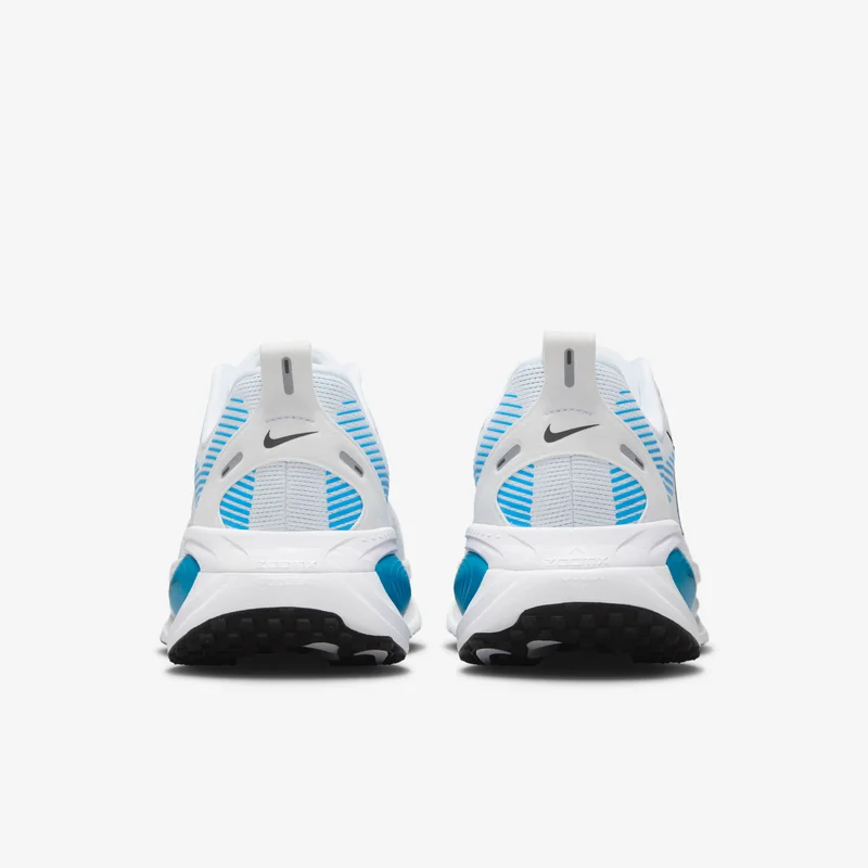 Nike White Men's Vomero 18 Road Running Shoes for Men | Best Price UAE