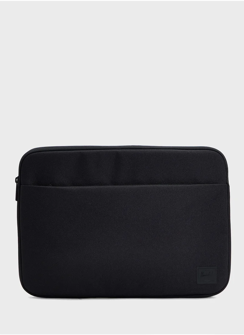 Herschel Denman 15-16 Inch Sleeve Tech