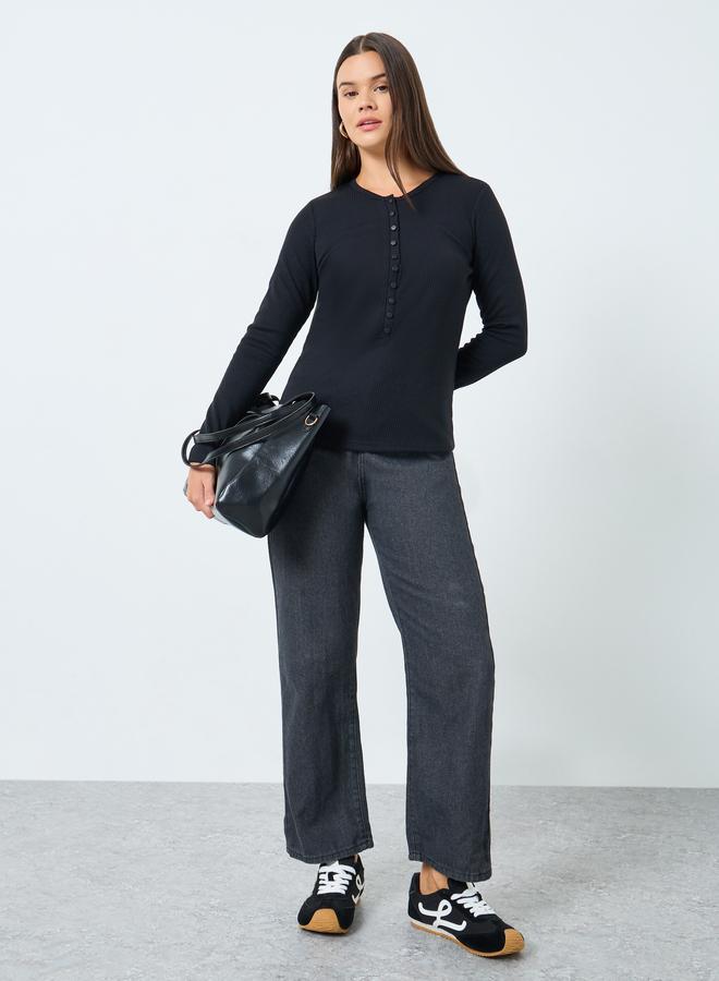 ستايلي بلوزة محبوكة مضلعة بأكمام طويلة وشريط أزرار - Image 2