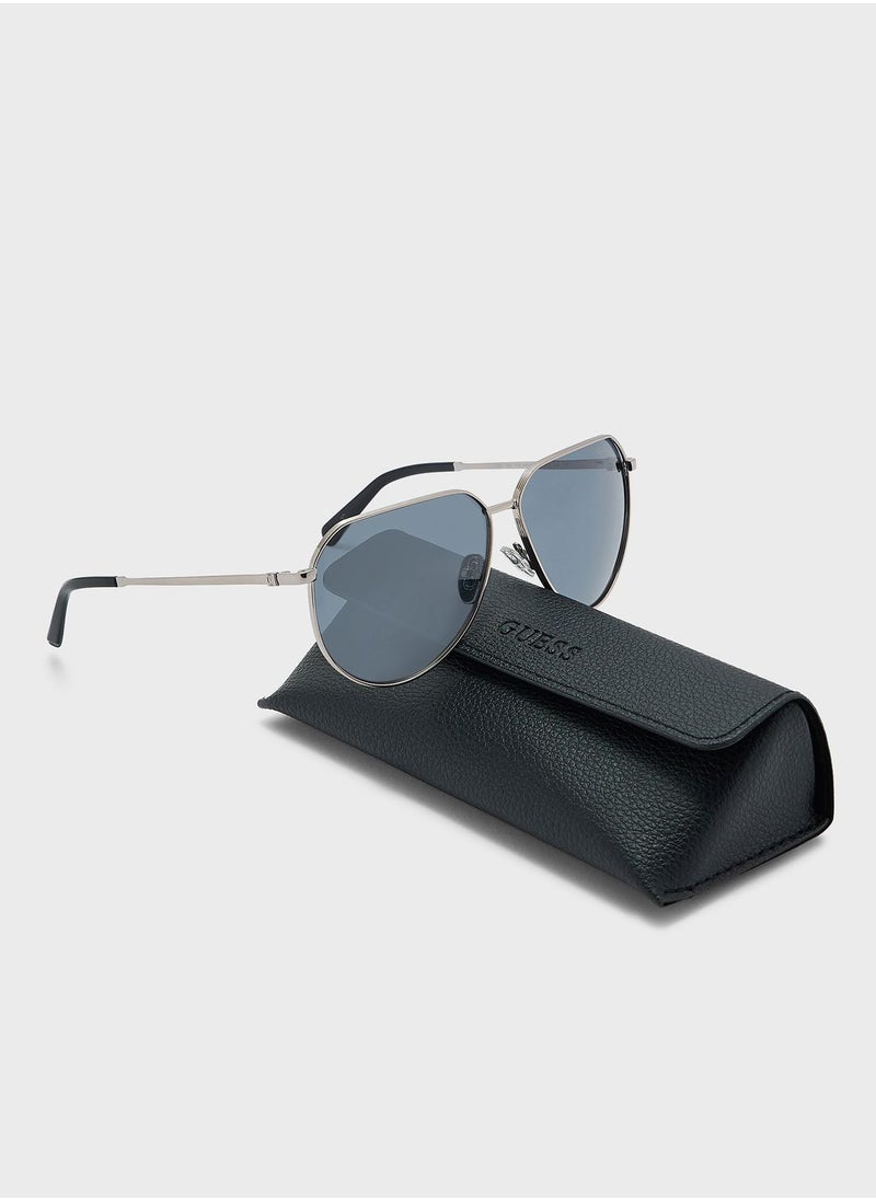 GUESS - Gradient Aviator Sunglasses - Image 1