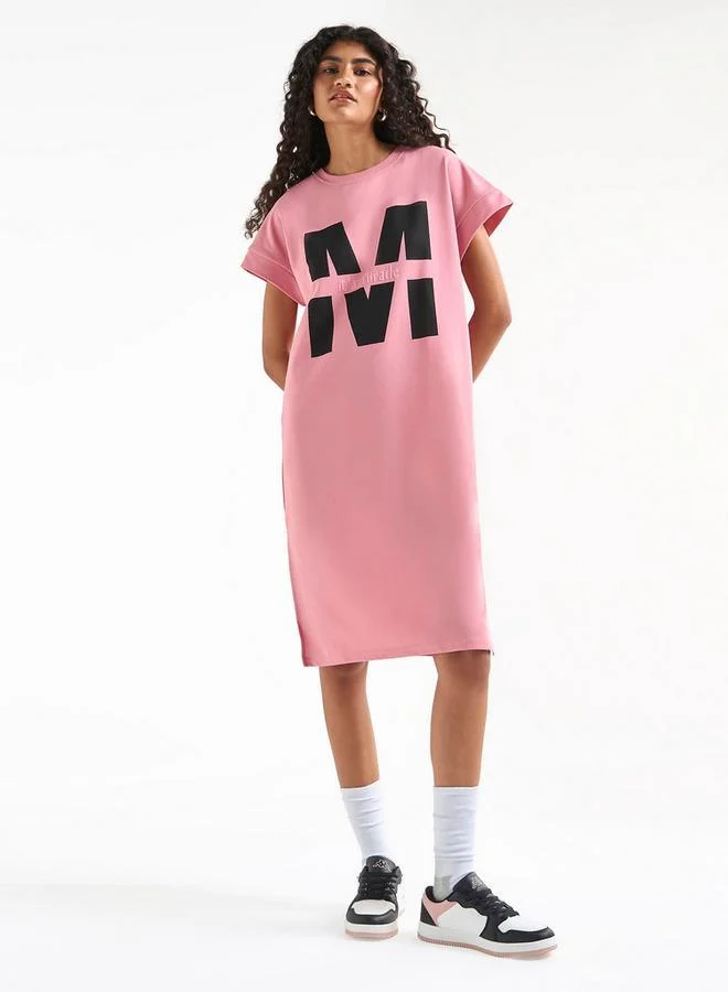 سبلاش فيڤ فستان تيشيرت بأكمام قصيرة متمددة وتفاصيل فتحة وطبعات