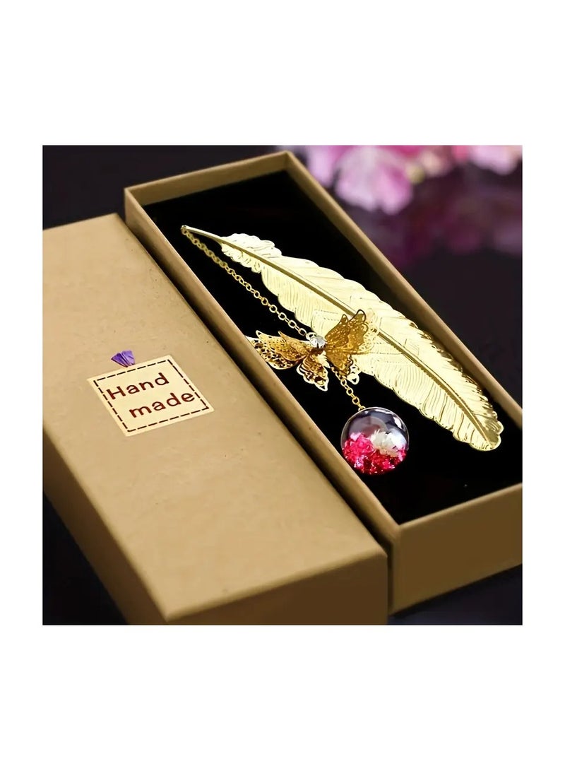 "هدية مثالية لعشاق القراءة والطبيعة: فاصل كتاب يعسوب وريشة مصنوع يدويًا "