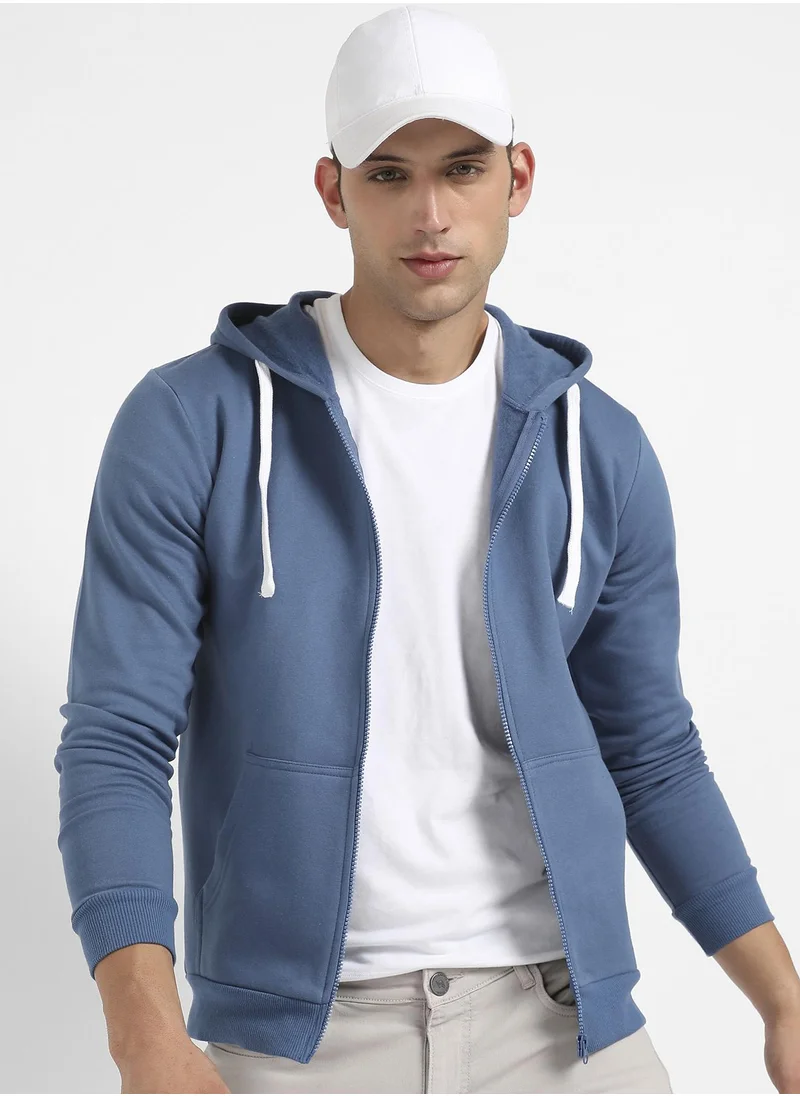 Campus Sutra Men's Azure Blue Zip-Front Hoodie With Contrast Drawstring