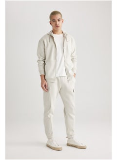 Man Regular Fit Knitted Trousers
