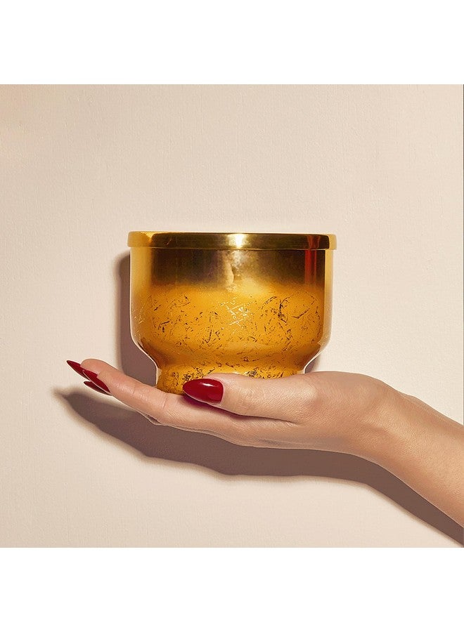 Capri Blue شموع جرة كابري بلو غليمر - شموع معطرة فاخرة للعطلات للمنزل - مزيج شمع الصويا طويل الأمد - معطرات العطلات وديكور المنزل - جرة مقلوبة بنكهة اليقطين دولسي (10 أوقية) - Image 2